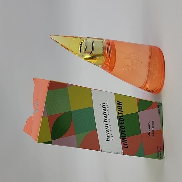 Not for Everybody Daring Woman Eau de Toilette Natural Spray by Bruno Banani - Picture 3 of 5